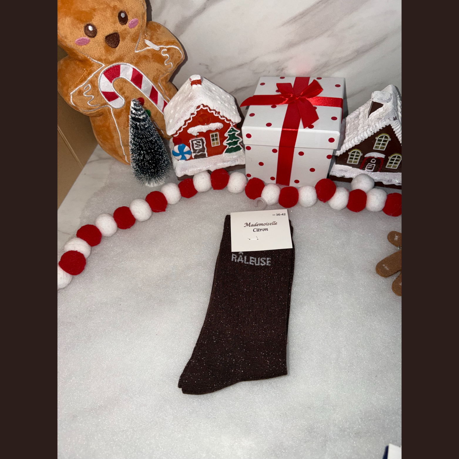 Chaussette à message « Raleuse  » Marron