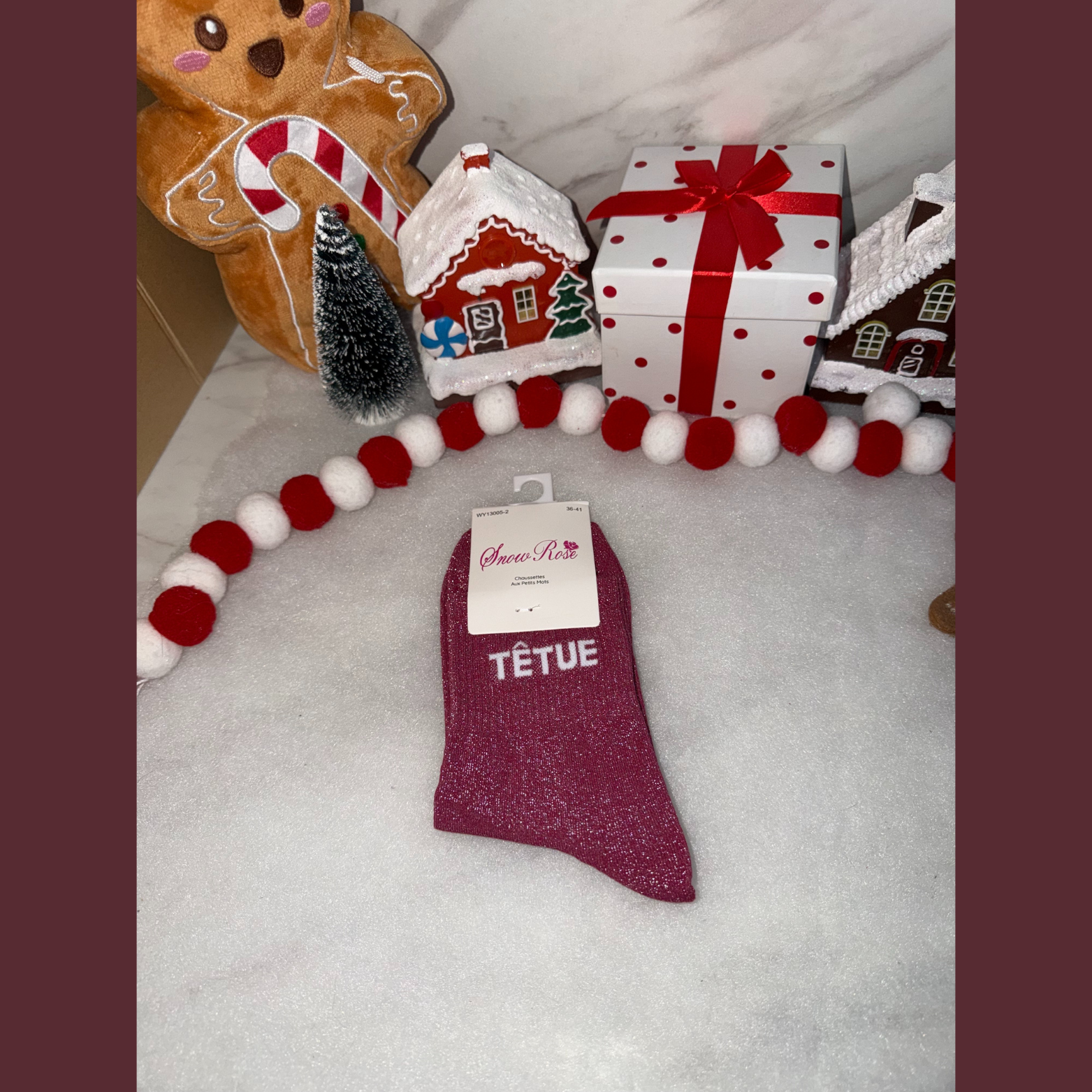 Chaussette à message « Tétue  » Bordeaux