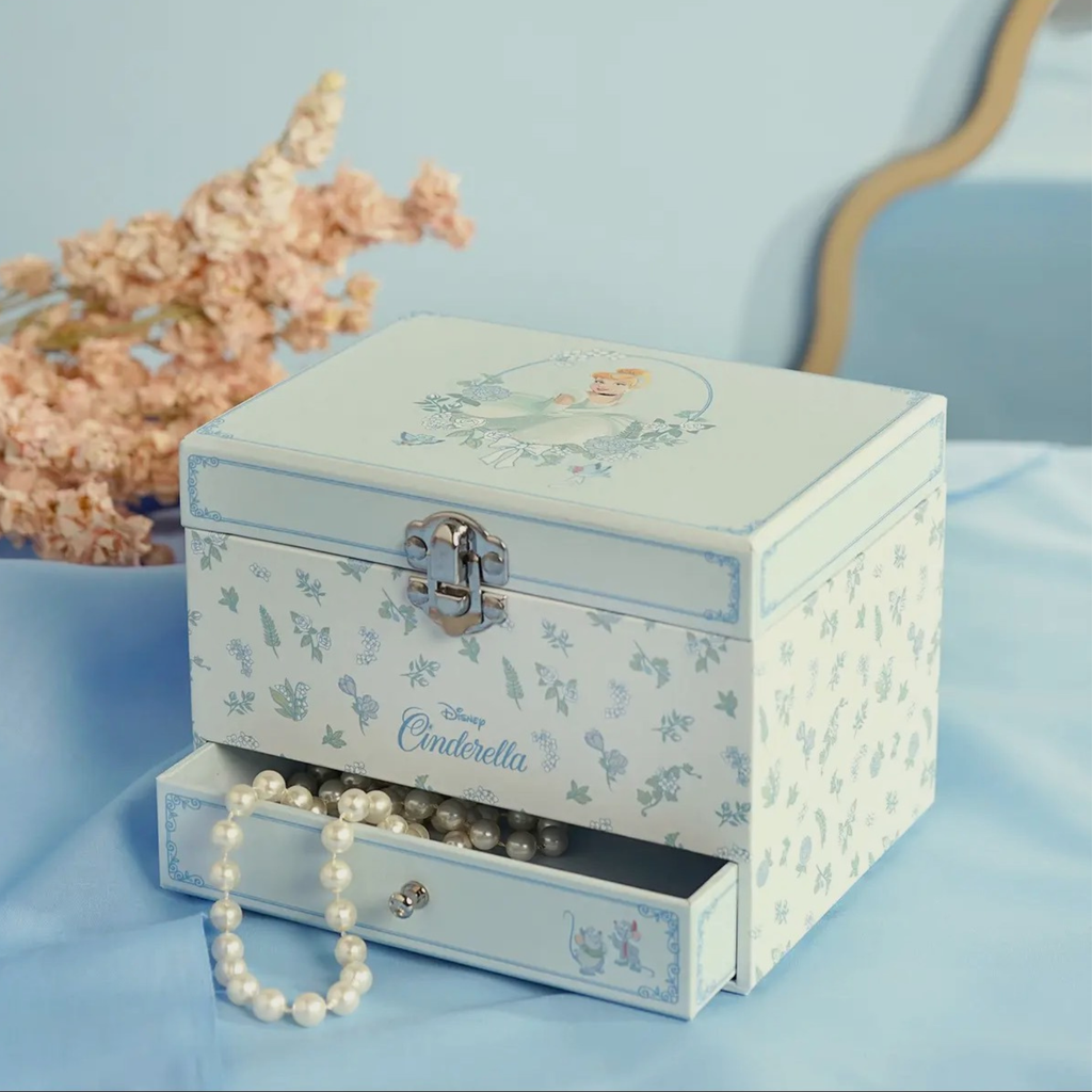 DISNEY PRINCESSES - Cendrillon - Boîte à Bijoux Musicale