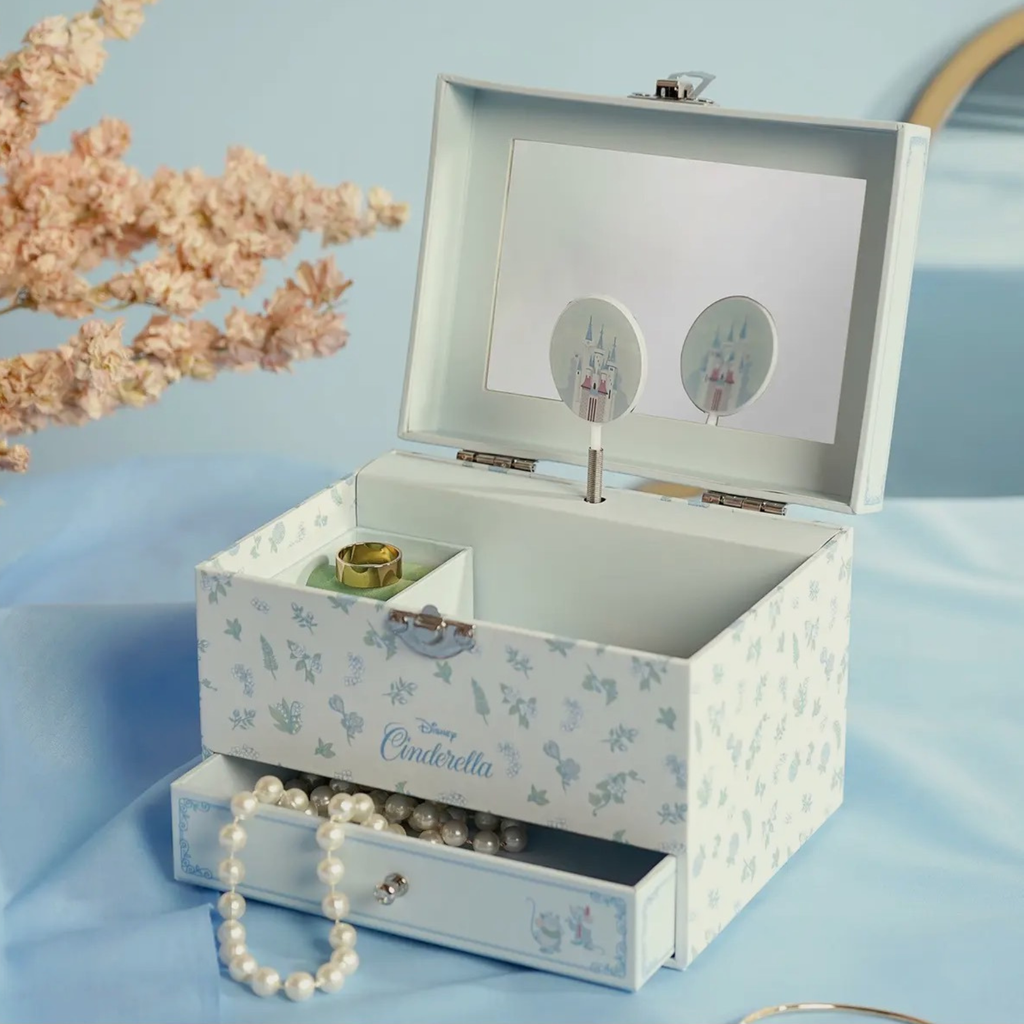 DISNEY PRINCESSES - Cendrillon - Boîte à Bijoux Musicale